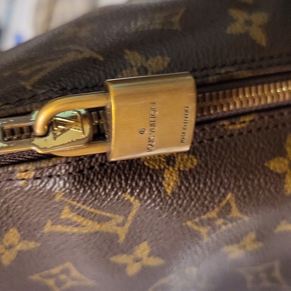 Set of 2! Authentic Louis Vuitton Keepall 60 & Alma Monogram Set (Limited Time) - Picture 14 of 15